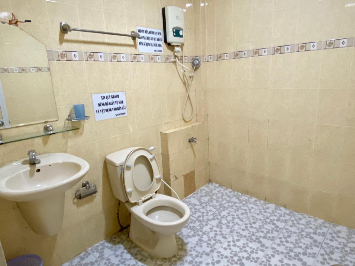 Ngoc Trinh Hotel Ho Şi Min Exterior foto